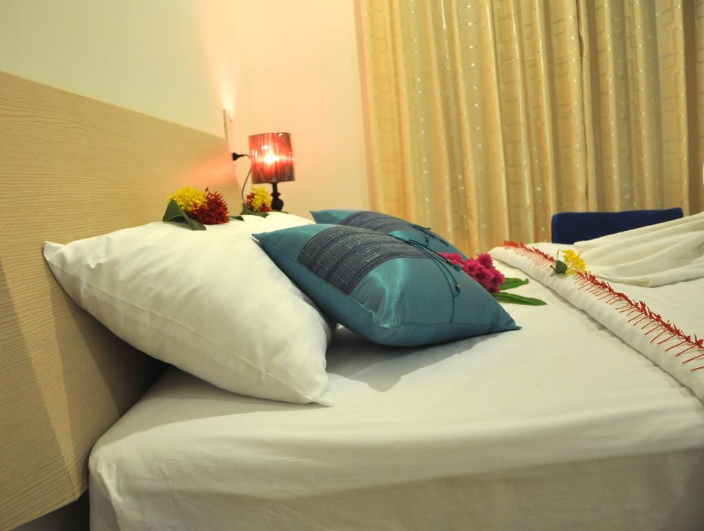 Rasdhoo Relax Inn Exterior foto